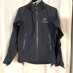 Arcteryx Goretex Paclite rain jacket